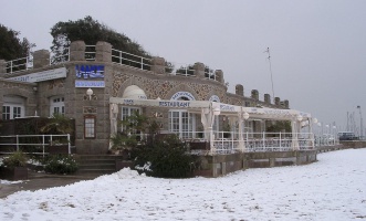 Pornic, sous la neige, en 2004 - auteur : Poissonneries Bacconnais