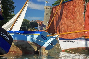 Échouage des bateaux plage du Château de Pornic - auteur : Christophe Houdart