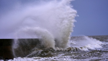 Les plus belles vagues de tempête - auteur : Alain Barré