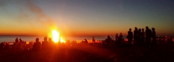 Le soleil se couche à Tharon-Plage - auteur : Poissonneries Bacconnais
