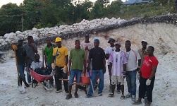 Pornic - 22/02/2013 - Reportage Audio : J-8 avant le départ en Haïti pour le CFAB de Saint Brevin