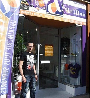 Pornic - 08/06/2013 - Saint-Brévin-les-Pins : Graphiste, Aymeric Lebreton ouvre sa boutique