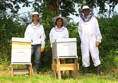 Pornic - 29/07/2013 - La Bernerie-en-Retz : encore deux nouvelles ruches installées