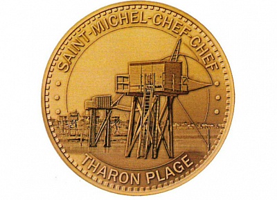 Pornic - 19/06/2015 - Une médaille touristique à l`effigie de Saint-Michel Chef Chef