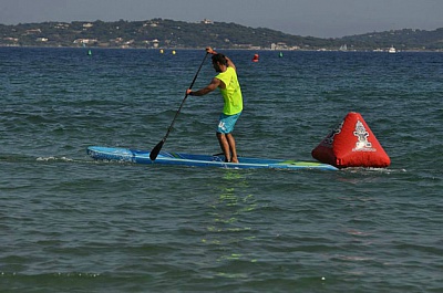 Pornic - 27/07/2015 - Préfailles : le stand up paddle, une activité nautique à découvrir