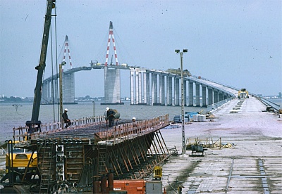 Pornic - 25/09/2015 - Plus de 2000 photos du pont de Saint-Nazaire en construction