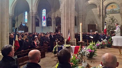 Pornic - 17/01/2017 - Saint-Père-en-Retz : 600 personnes aux obsèques du maire